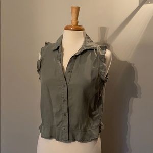 Bella Dahl Ruffle Top